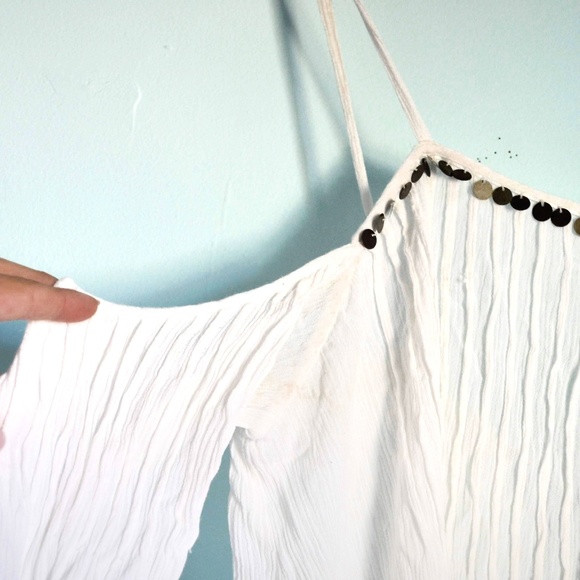 White flowy dress - Picture 2 of 4